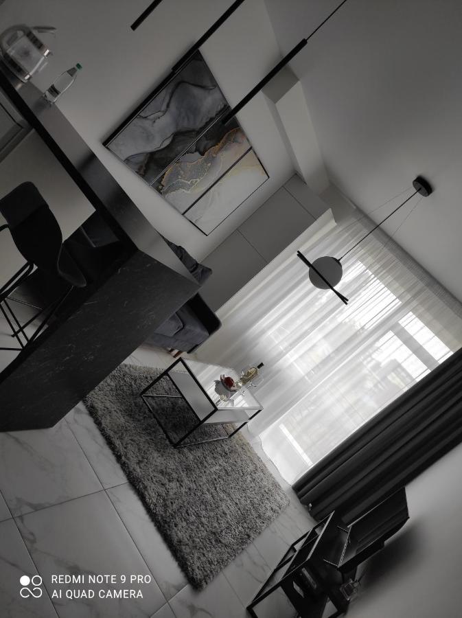 New Modern Apartment ウージュホロド エクステリア 写真