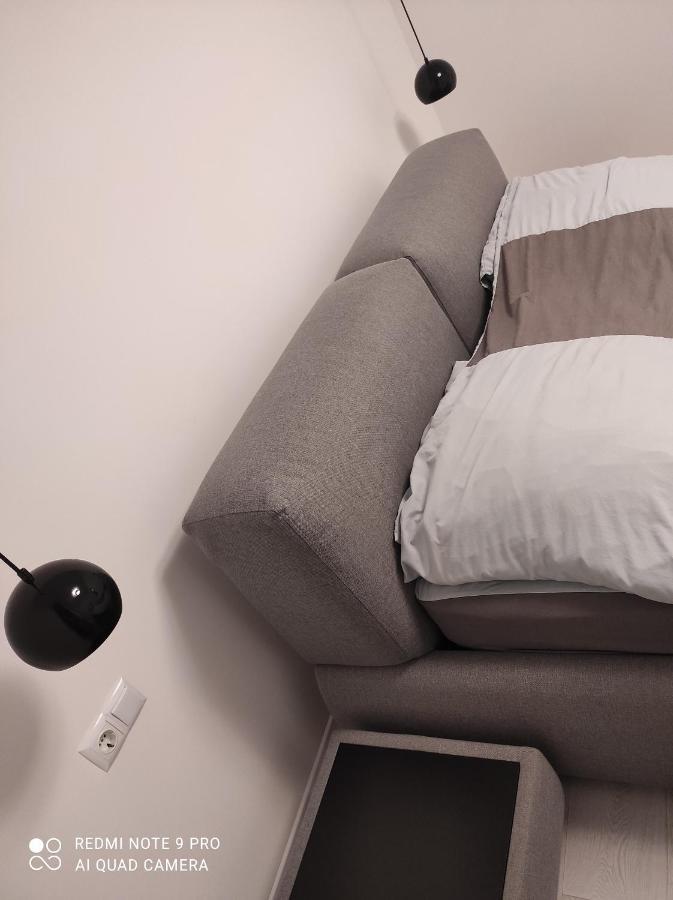 New Modern Apartment ウージュホロド エクステリア 写真
